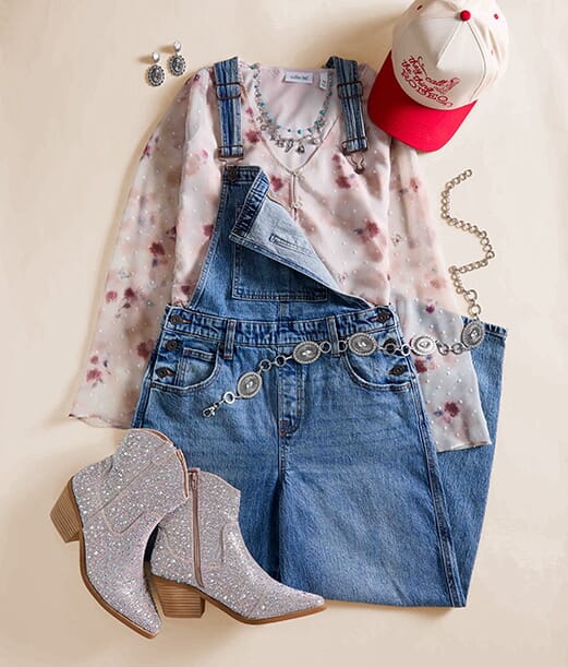 Women's Outfits | Buckle